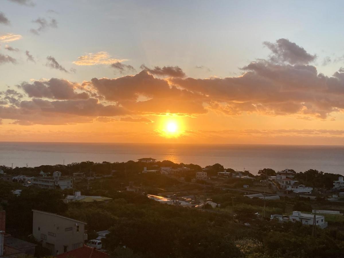 Condominium Hotel Okinawa Yumeto - Vacation Stay 72970V Nanjo Eksteriør billede